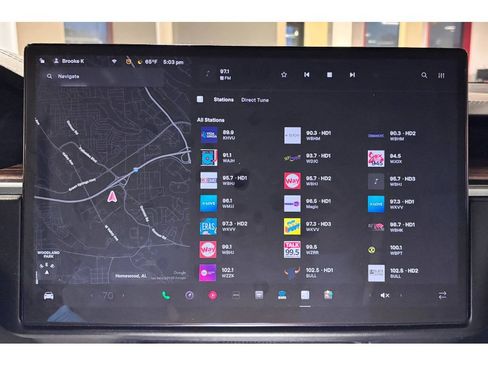 Used 2025 Tesla Model X image 29