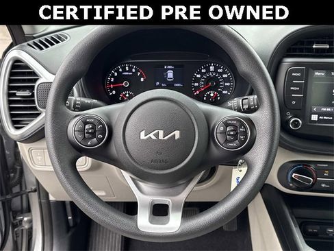 Certified 2022 Kia Soul LX image 18