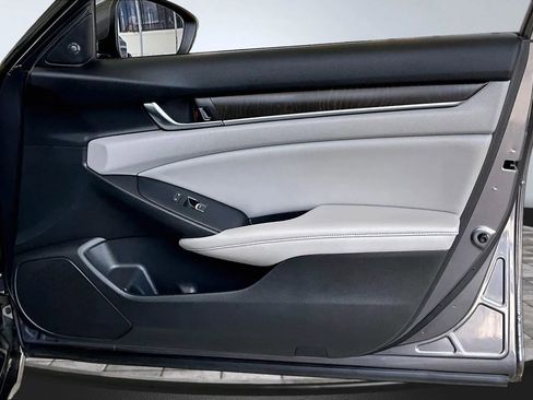 Used 2019 Honda Accord EX-L image 25