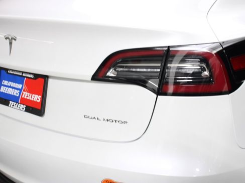 Used 2023 Tesla Model 3 Long Range image 16