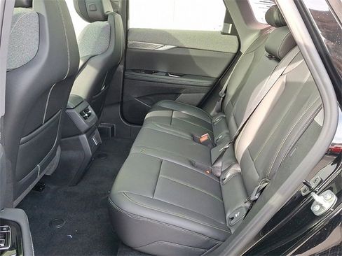 New 2026 Cadillac Optiq Luxury 1 image 7