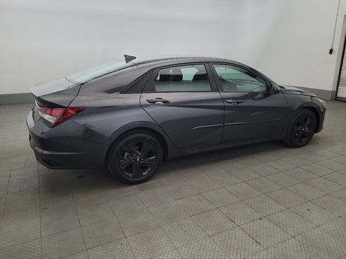 Used 2022 Hyundai Elantra SEL w/ Cargo Package FWD image 10