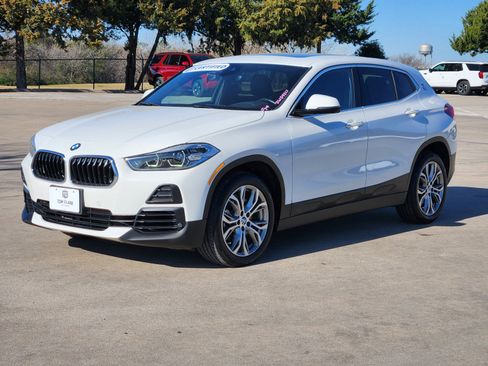 Used 2022 BMW X2 sDrive28i w/ Convenience Package image 2
