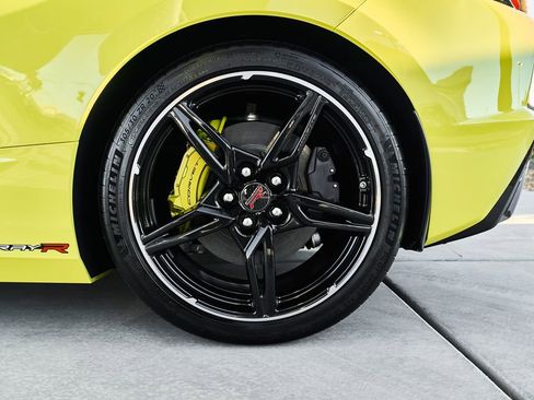 Used 2023 Chevrolet Corvette Stingray Premium Conv image 13