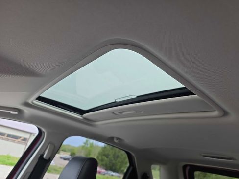 Used 2018 Ford EcoSport Titanium w/ Titanium Cold Weather Package AWD/4WD image 14