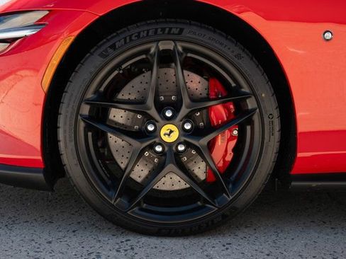 Certified 2025 Ferrari Roma Spider image 18
