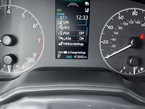 Used 2023 Toyota Corolla SE image 21