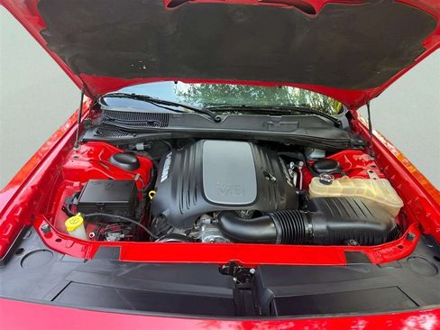 Used 2019 Dodge Challenger R/T RWD image 16