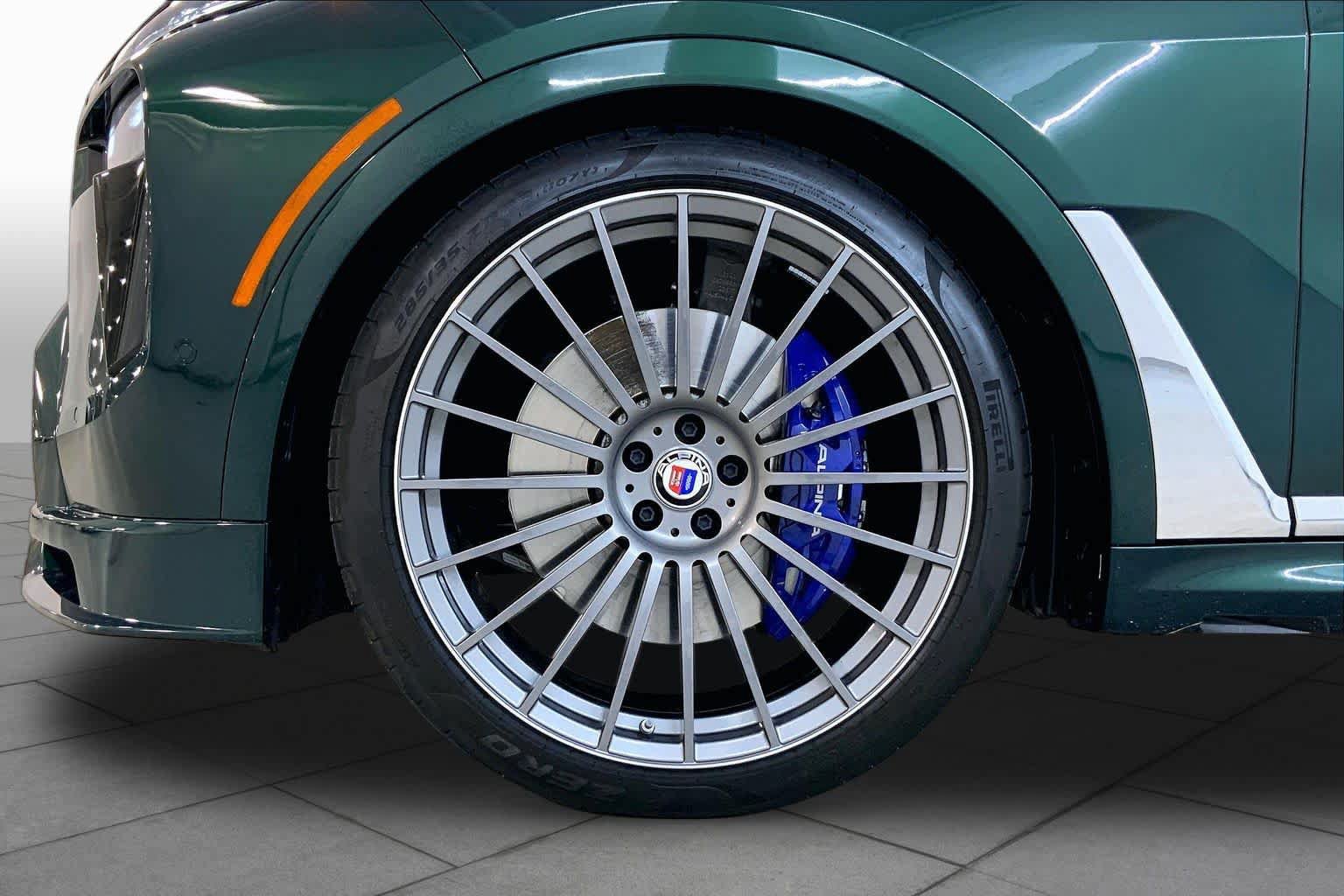 Used 2025 BMW ALPINA XB7 AWD/4WD image 10