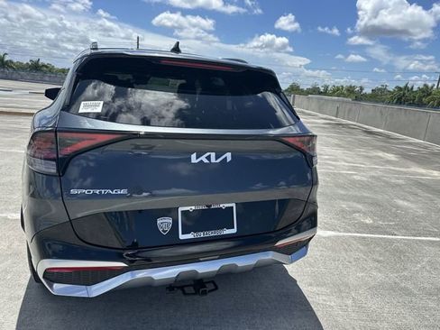 Used 2024 Kia Sportage SX FWD image 12