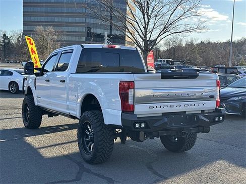 Used 2019 Ford F250 Platinum w/ Platinum Ultimate Package image 4