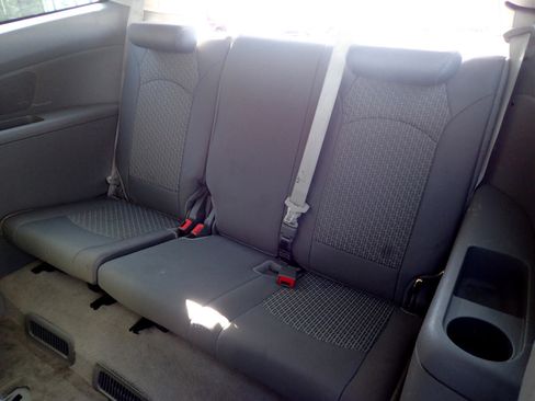 Used 2012 Chevrolet Traverse LT image 12