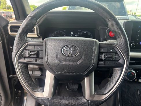 Used 2024 Toyota Tacoma TRD Off-Road AWD/4WD image 25