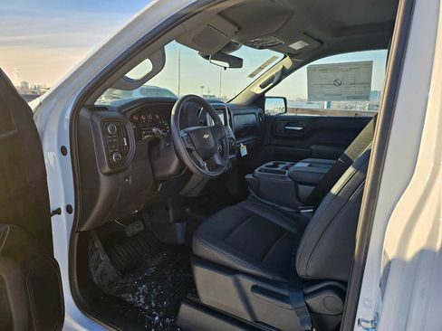 New 2025 Chevrolet Silverado 1500 W/T image 10