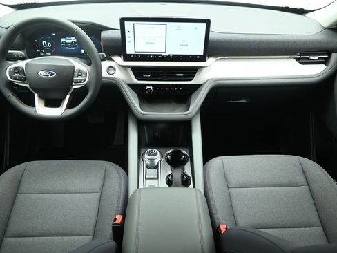 New 2026 Ford Explorer Active RWD image 22