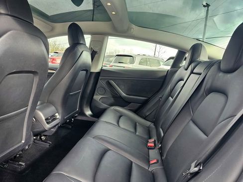 Used 2022 Tesla Model 3 Long Range image 22