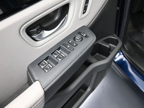 Used 2023 Honda Pilot EX-L image 13