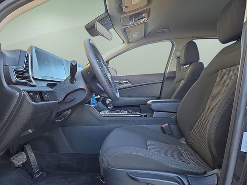 Used 2024 Kia Sportage LX image 23