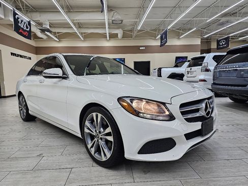 Used 2018 Mercedes-Benz C 300 Sedan w/ Premium Package image 5