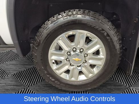 Used 2025 Chevrolet Silverado 2500 High Country w/ Technology Package image 20