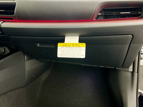 New 2026 Toyota Prius Plug-In Hybrid FWD image 34