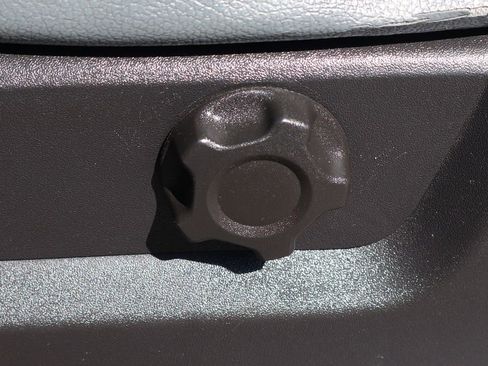 Used 2016 Ford F550 XL image 21