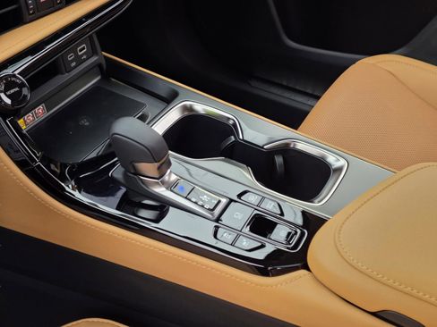 New 2026 Lexus NX 450h+ 450h+ Luxury image 17