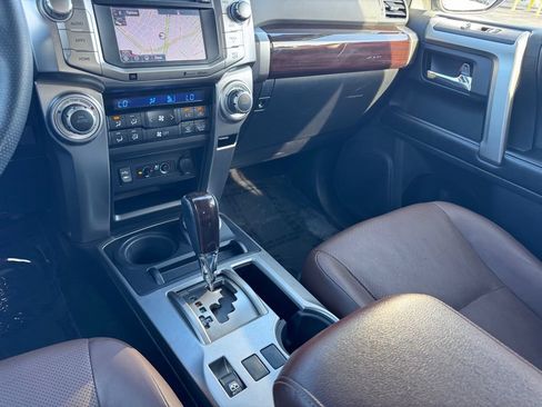Used 2015 Toyota 4Runner Limited AWD/4WD image 36
