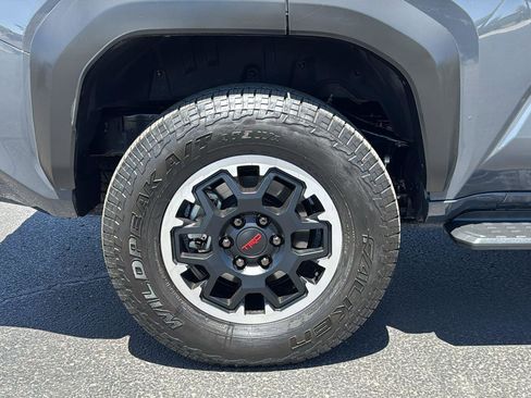 Used 2025 Toyota 4Runner TRD Off-Road Premium w/ Tow Technology Package AWD/4WD image 10