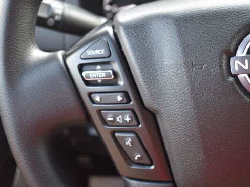 Used 2025 Nissan Frontier SV RWD image 34