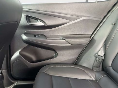 New 2026 Buick Envista Avenir FWD image 14
