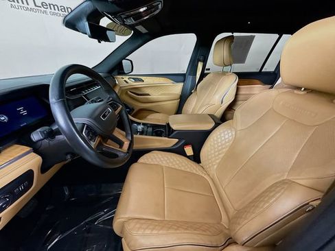 Used 2021 Jeep Grand Cherokee L Summit image 24