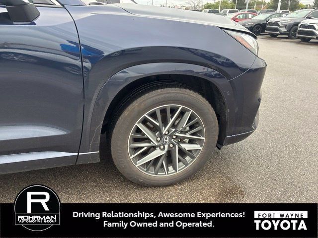 Used 2025 Lexus TX 350 AWD w/ Technology Package image 3