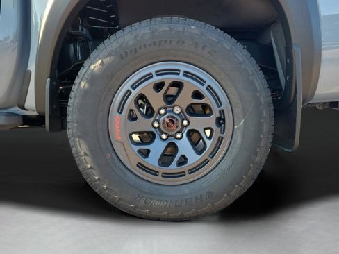 New 2026 Nissan Frontier PRO-4X w/ Pro-4x Convenience Package image 34