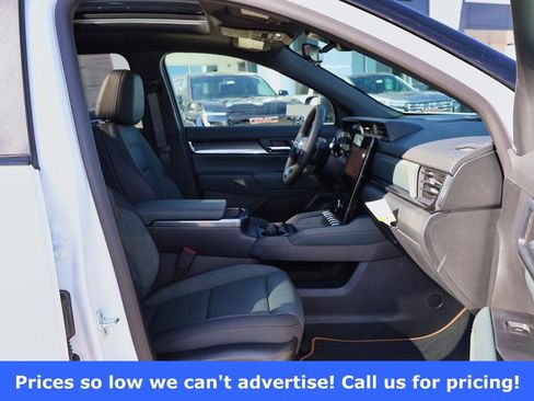 New 2026 GMC Terrain AT4 w/ Convenience Package III image 31