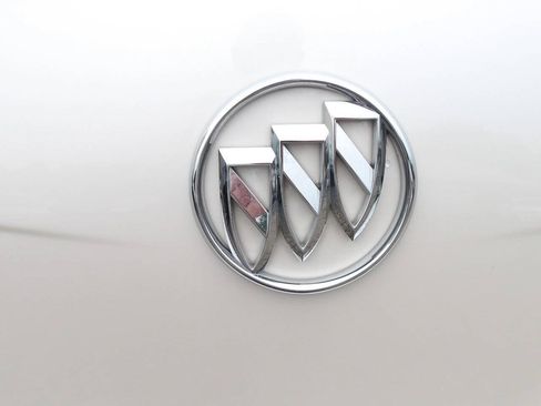 Used 2016 Buick Verano Leather w/ Experience Buick Package FWD image 38