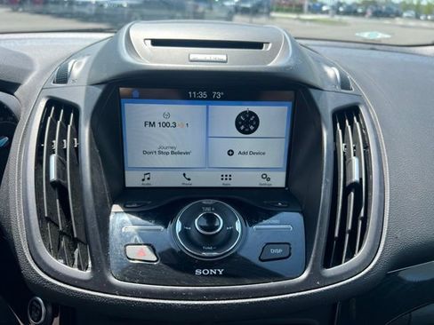 Used 2017 Ford Escape Titanium FWD image 29