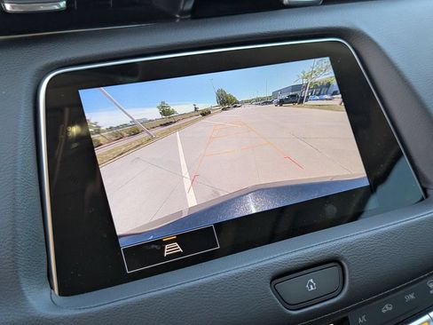 Used 2023 Cadillac XT4 Luxury w/ LPO, Onyx Lite Package AWD/4WD image 26