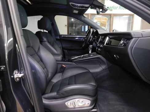 Used 2021 Porsche Macan GTS AWD/4WD image 96