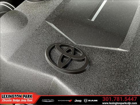 Used 2023 Toyota 4Runner Limited AWD/4WD image 30