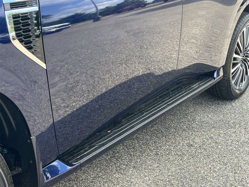 New 2025 Nissan Armada Platinum Reserve image 33