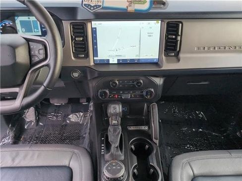 Used 2022 Ford Bronco Outer Banks image 11
