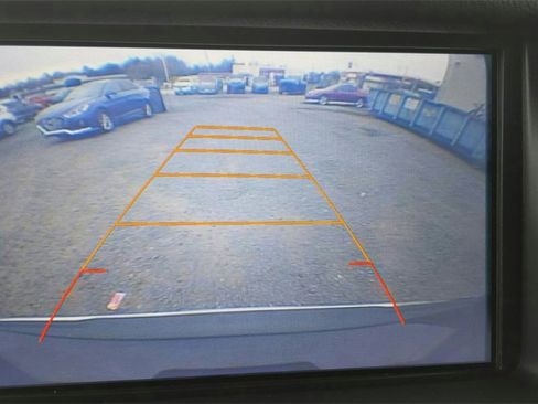 Used 2017 Chevrolet Suburban Premier image 23