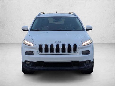 Used 2014 Jeep Cherokee Latitude image 2