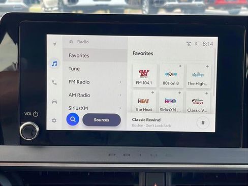 Used 2024 Toyota Prius LE image 18