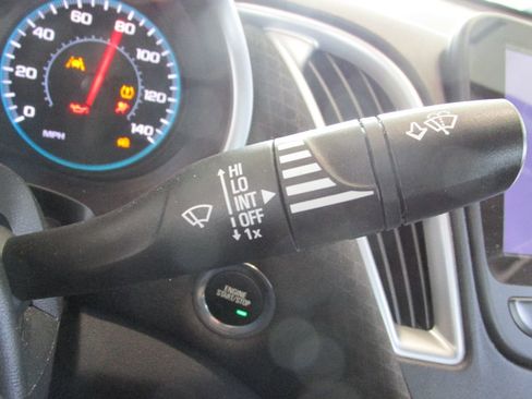 Used 2024 Chevrolet Malibu LT image 17