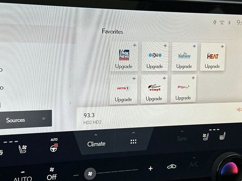 Certified 2025 Lexus NX 300h AWD w/ Luxury Package image 23