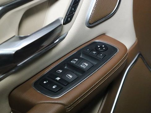 Used 2019 RAM 1500 Laramie image 21