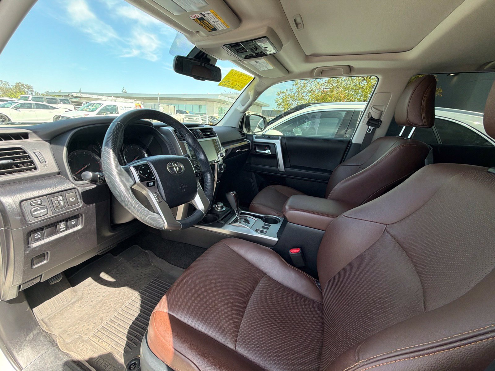 Used 2023 Toyota 4Runner Limited AWD/4WD image 3