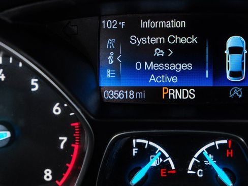Used 2019 Ford Escape SEL AWD/4WD image 18